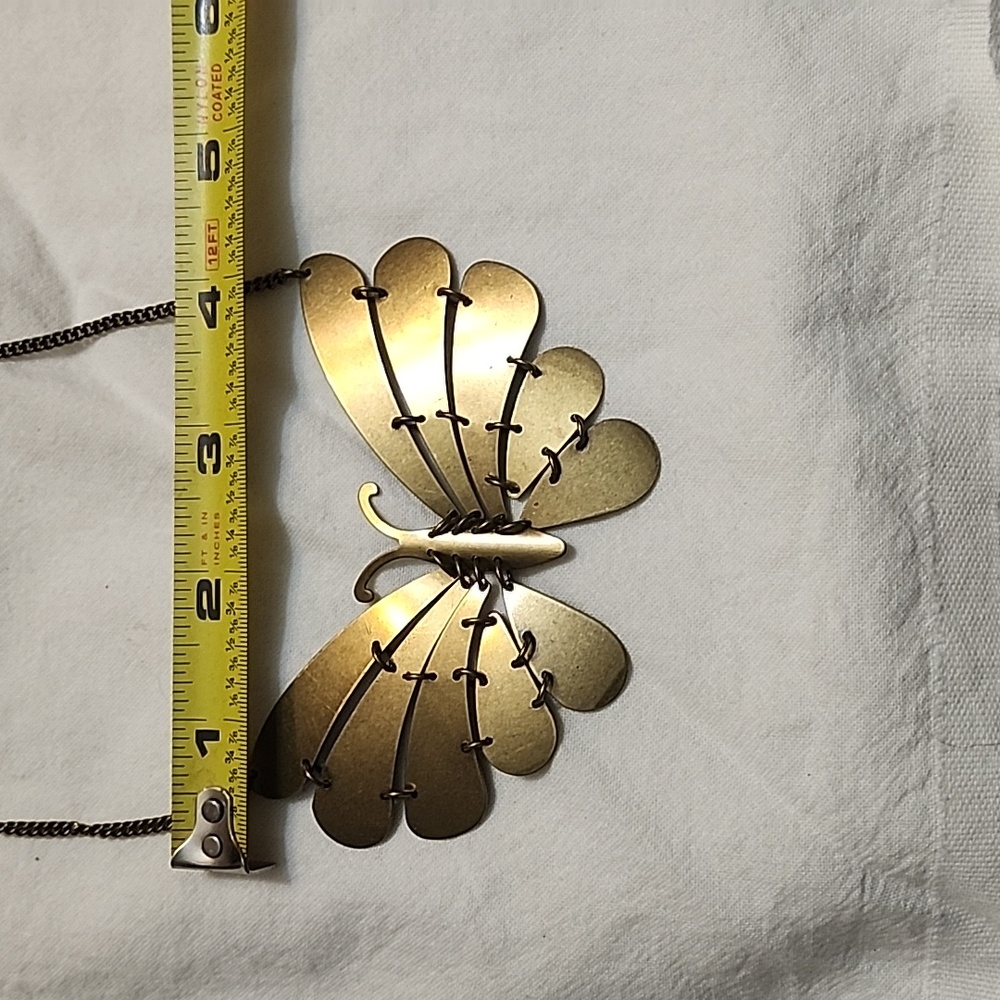 Lia Sophia gold tone butterfly necklace 16 in long - Picture 2 of 3